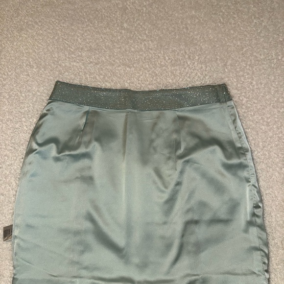 SLA The Label - Picture 6 of 8